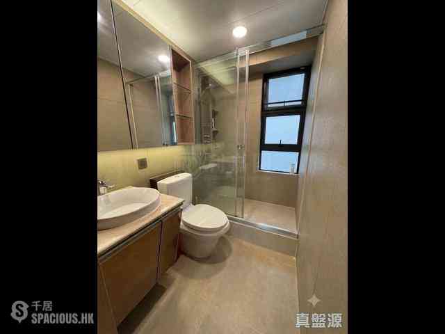 Mid Levels Central - Robinson Heights Block 3 04