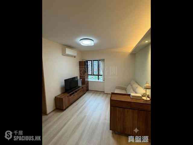 Mid Levels Central - Robinson Heights Block 3 07