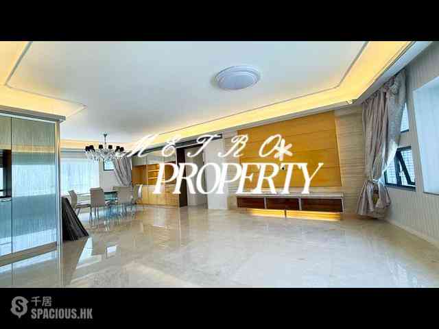 Mid Levels Central - Birchwood Place 01