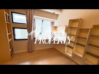 Mid Levels Central - Birchwood Place 03
