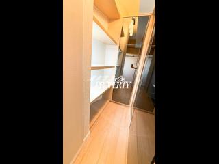 Mid Levels Central - Birchwood Place 04