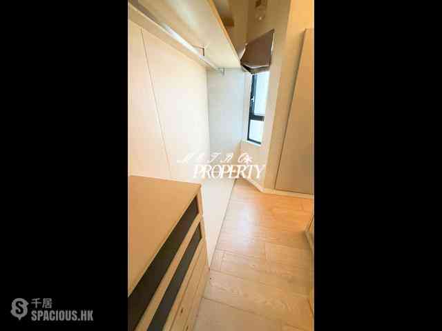 Mid Levels Central - Birchwood Place 06