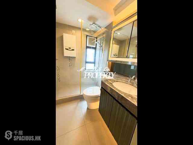 Mid Levels Central - Birchwood Place 08