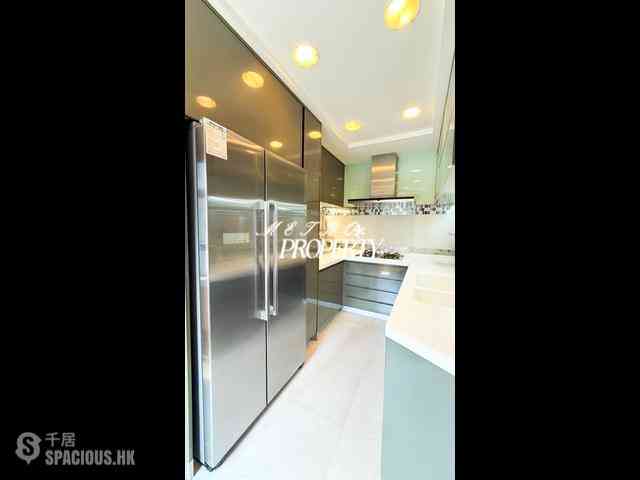 Mid Levels Central - Birchwood Place 13