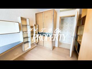 Mid Levels Central - Birchwood Place 17