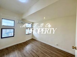 Mid Levels Central - Birchwood Place 05