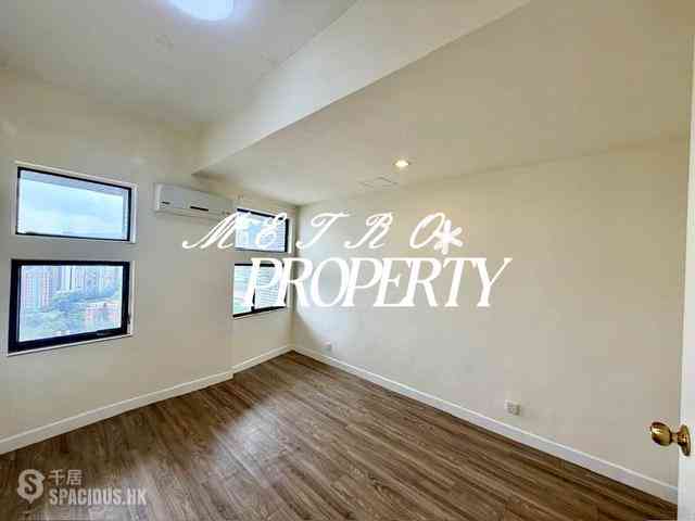 Mid Levels Central - Birchwood Place 05