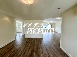 Mid Levels Central - Birchwood Place 09