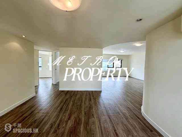 Mid Levels Central - Birchwood Place 09