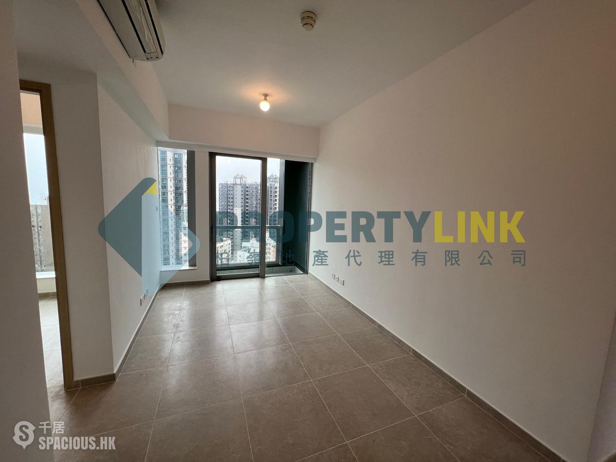 Sai Ying Pun - No.8 Hing Hon Road (Resiglow-Bonham) 01