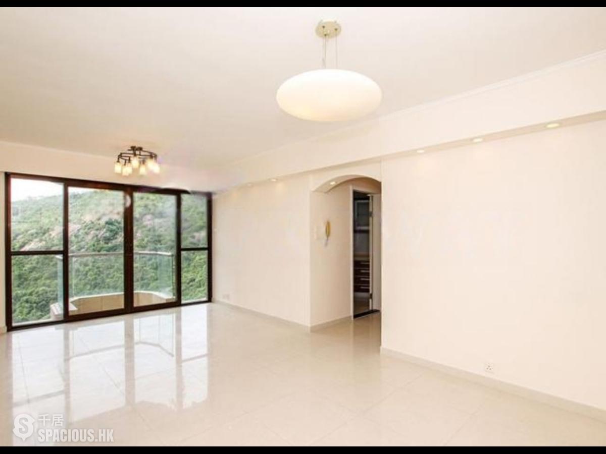 Tai Hang - Ronsdale Garden 01