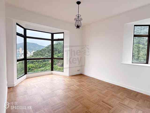 Mid Levels East - Bamboo Grove 03