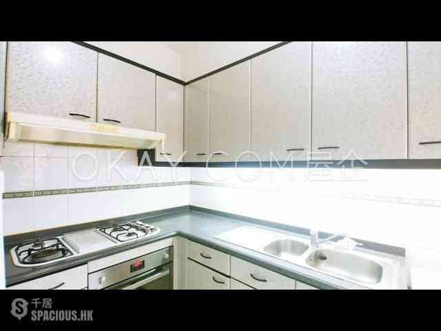 Mid Levels Central - Hillsborough Court Block 2 06