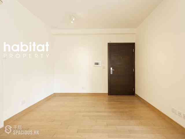 Soho - Centrestage 03