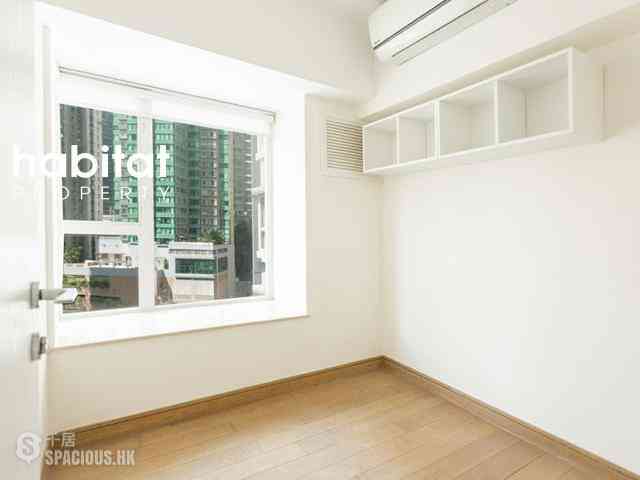 Soho - Centrestage 04
