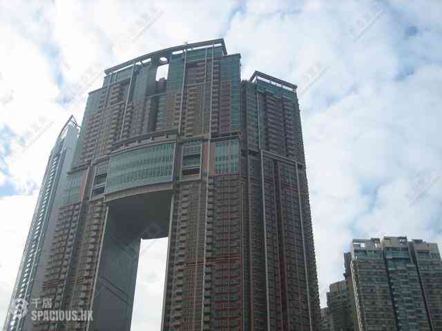 West Kowloon - The Arch Sky Tower (Block 1) 09