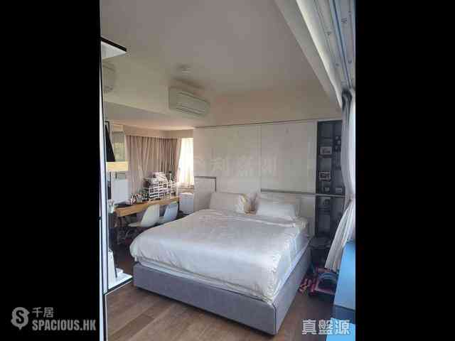 Shau Kei Wan - Island Garden Block 2 13