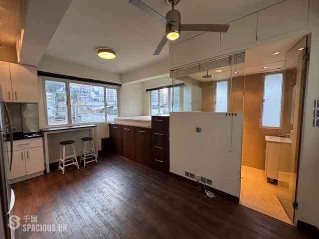 Sheung Wan - Tai Wing House 05