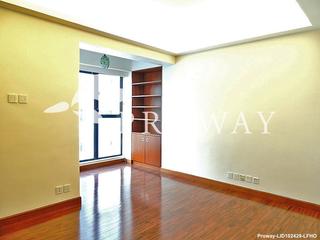 Wan Chai - Suncrest Tower 07
