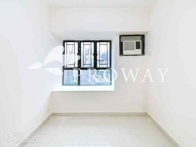 Shek Tong Tsui - Bowie Court 04