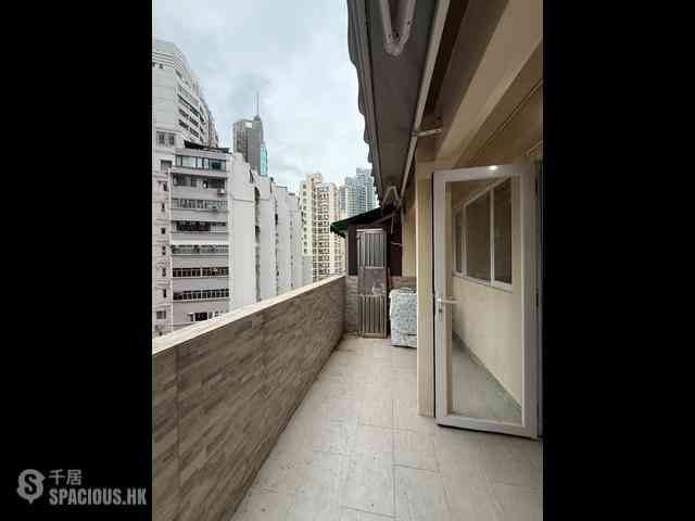 Wan Chai - Everwin Mansion 06