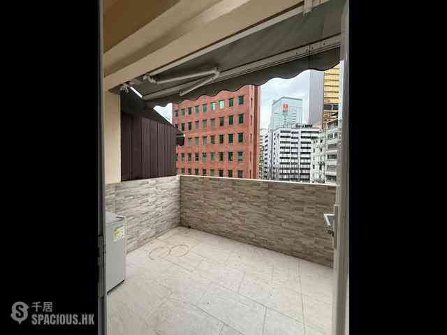 Wan Chai - Everwin Mansion 02