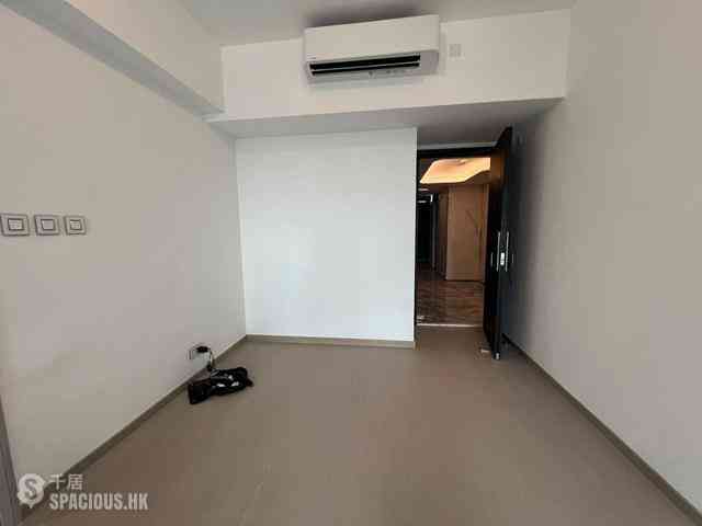 Wong Chuk Hang - The Southside Phase 3C Blue Coast II 03