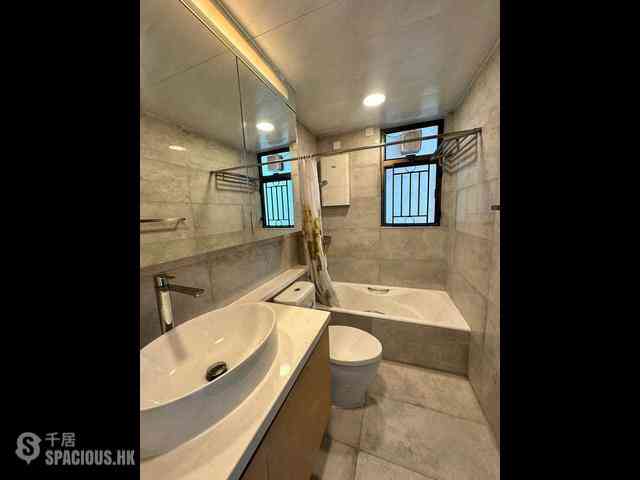 Shek Tong Tsui - The Belcher's Phase 1 Block 1 09