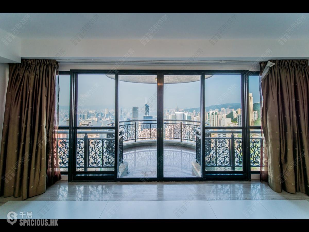 Mid Levels Central - Clovelly Court 01