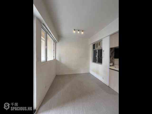 Wan Chai - Everwin Mansion 06