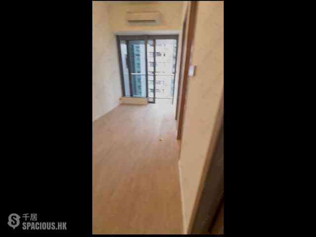 Sai Ying Pun - Des Voeux W Residence 06