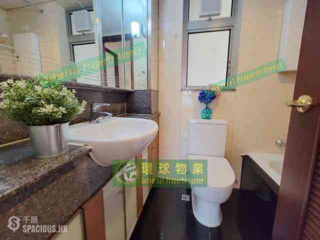 Kennedy Town - The Merton Tower 2 11