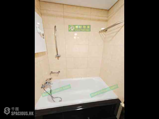 Kennedy Town - The Merton Tower 2 13