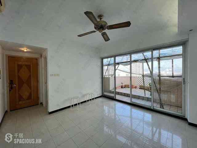 Sai Ying Pun - Kingsfield Tower Block B 02