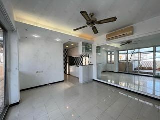 Sai Ying Pun - Kingsfield Tower Block B 04