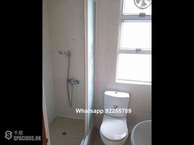 Sai Ying Pun - Golden Phoenix Court 08