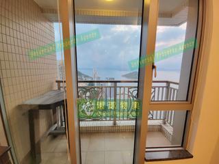 Kennedy Town - The Merton Tower 3 06