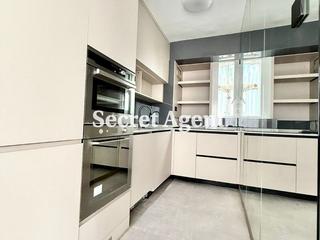 Mid Levels Central - Ying Fai Court 07