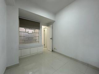 Causeway Bay - Po Wing Building Block 61-73 Lee Garden Road 07