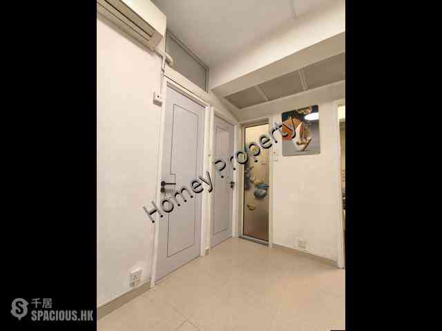 Shek Tong Tsui - Kam Ling Court Block 2 (Block B) 01