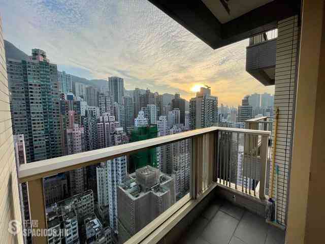 Sai Ying Pun - Island Crest 06