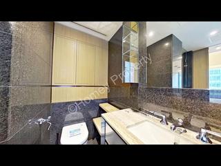 跑馬地 - Eight Kwai Fong Happy Valley 10