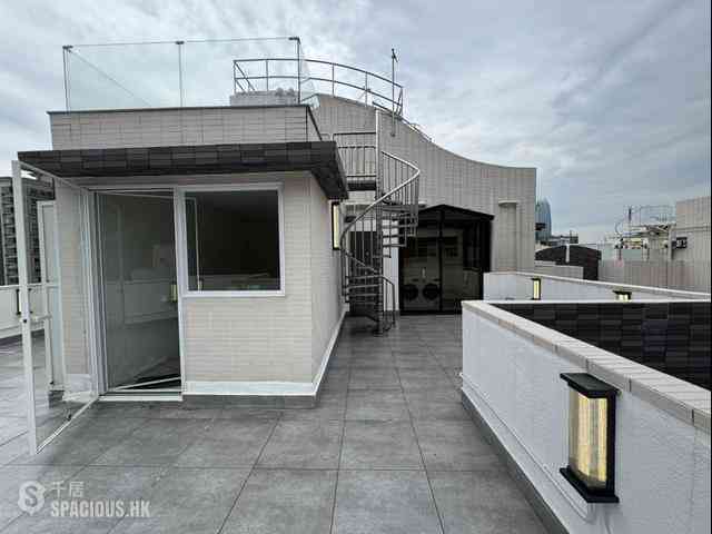 Mid Levels Central - Elegant Terrace Block 1 33