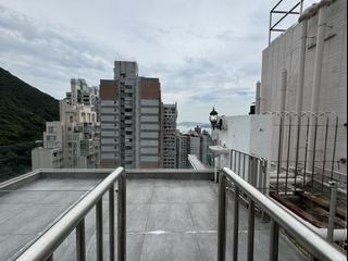 Mid Levels Central - Elegant Terrace Block 1 37