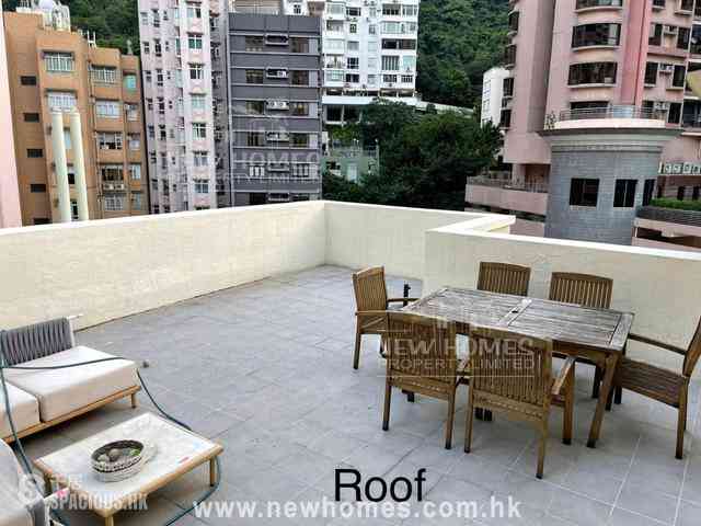 Happy Valley - Village Mansion 03