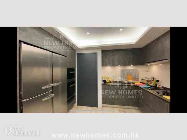 Happy Valley - Greenside Villa 05