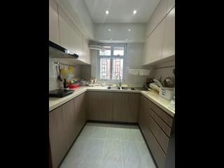 North Point - Metropole Building 04