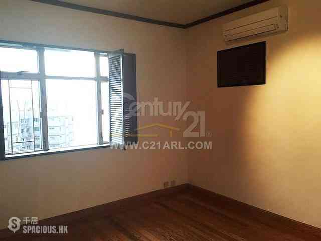 Pok Fu Lam - Baguio Villa 12
