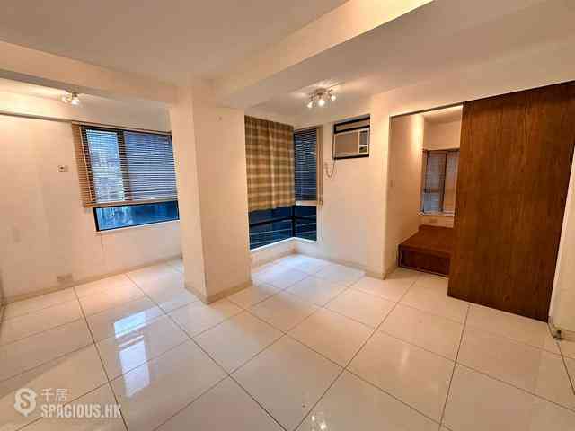 Soho - Lilian Court 07