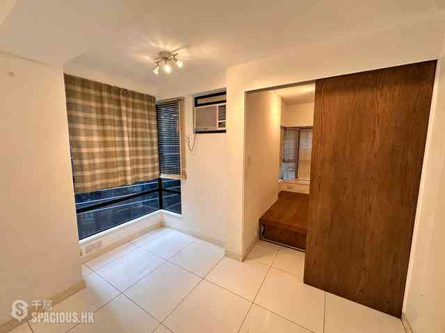 Soho - Lilian Court 08